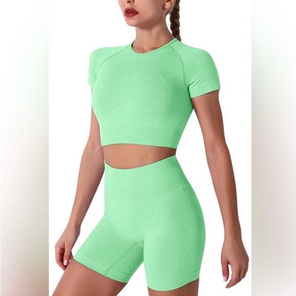 Pants - Seamless 2 piece yoga activewear outfit green